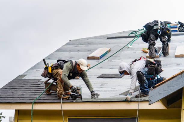 Professional Gutter Installation technician working in Remington, VA